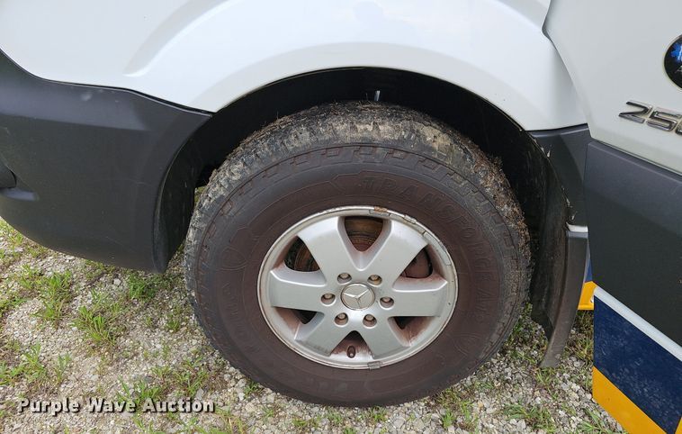 image for item EJ5526 2016 Mercedes  Sprinter ambulance