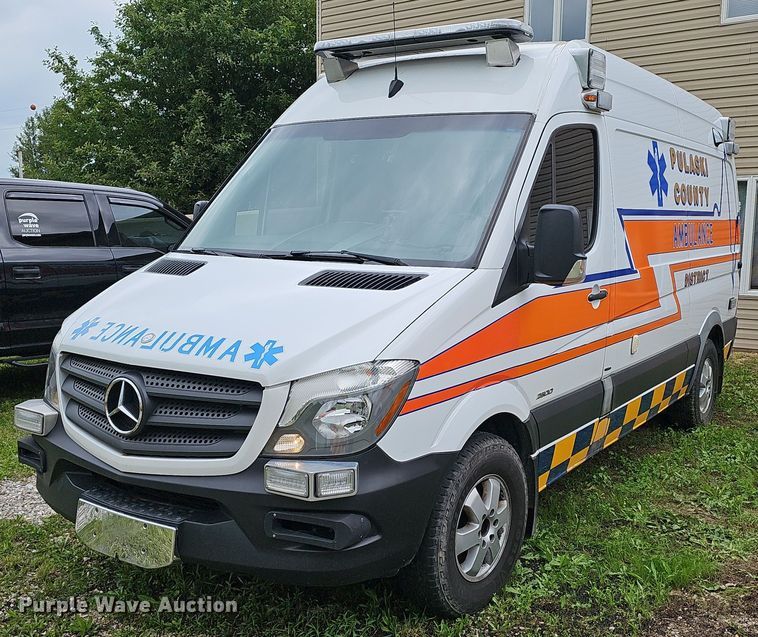 image for item EJ5527 2014 Mercedes  Sprinter ambulance