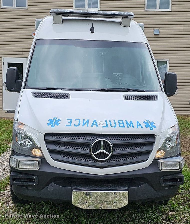 image for item EJ5527 2014 Mercedes  Sprinter ambulance