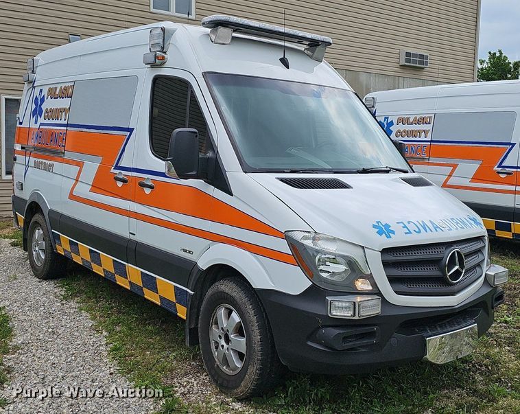 image for item EJ5527 2014 Mercedes  Sprinter ambulance