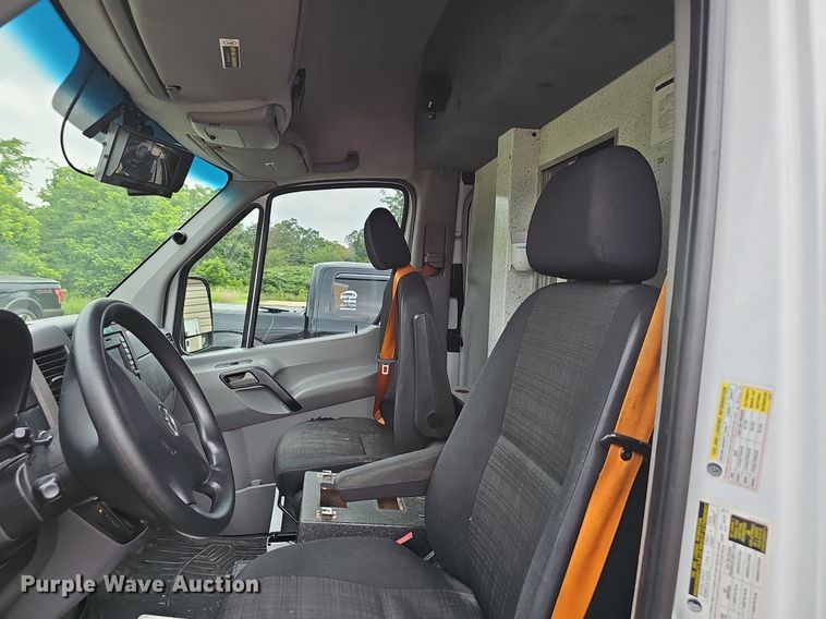 image for item EJ5527 2014 Mercedes  Sprinter ambulance