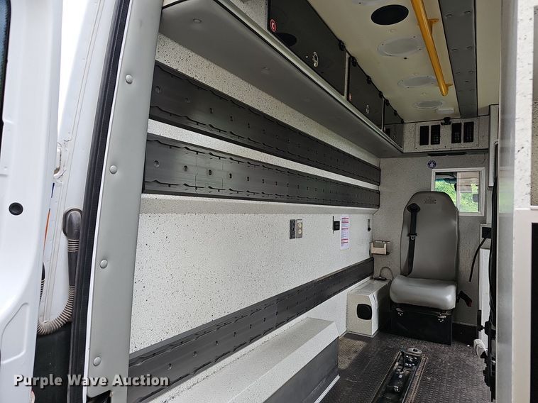 image for item EJ5527 2014 Mercedes  Sprinter ambulance