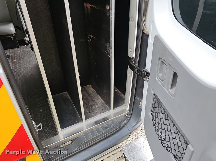 image for item EJ5527 2014 Mercedes  Sprinter ambulance