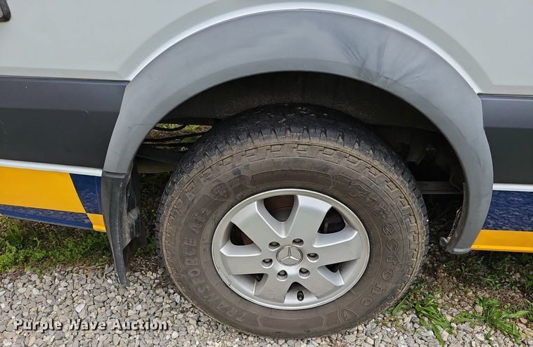 image for item EJ5527 2014 Mercedes  Sprinter ambulance