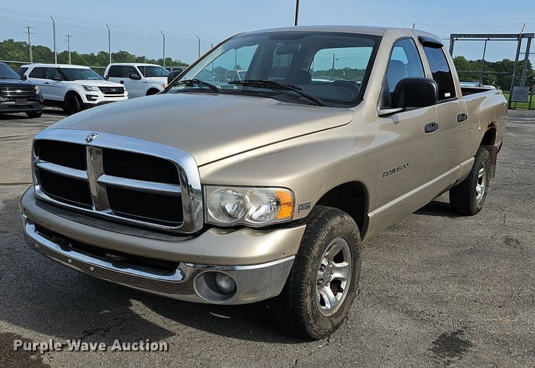 image for item EJ5553 2003 Dodge Ram 1500 Quad Cab pickup truck