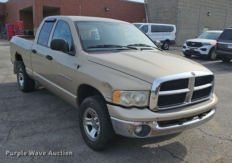 image for item EJ5553 2003 Dodge Ram 1500 Quad Cab pickup truck