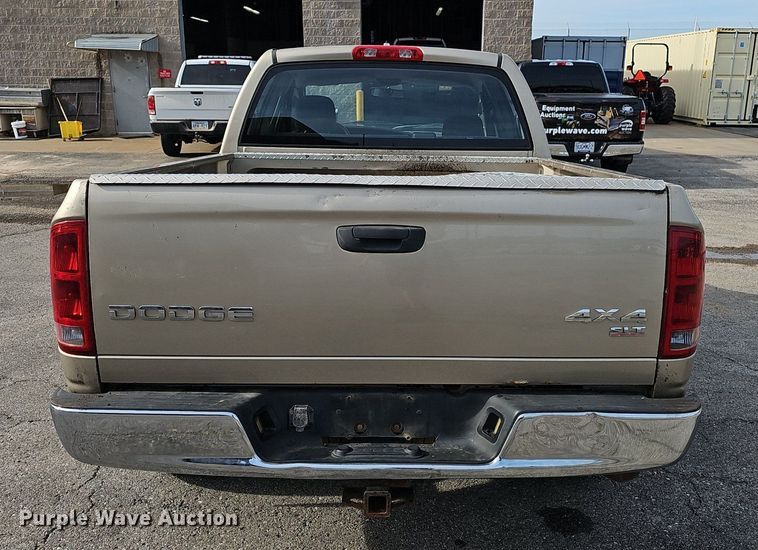 image for item EJ5553 2003 Dodge Ram 1500 Quad Cab pickup truck