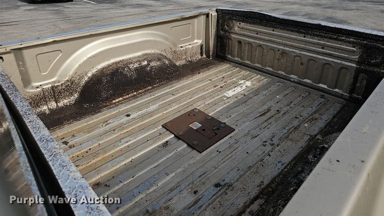 image for item EJ5553 2003 Dodge Ram 1500 Quad Cab pickup truck