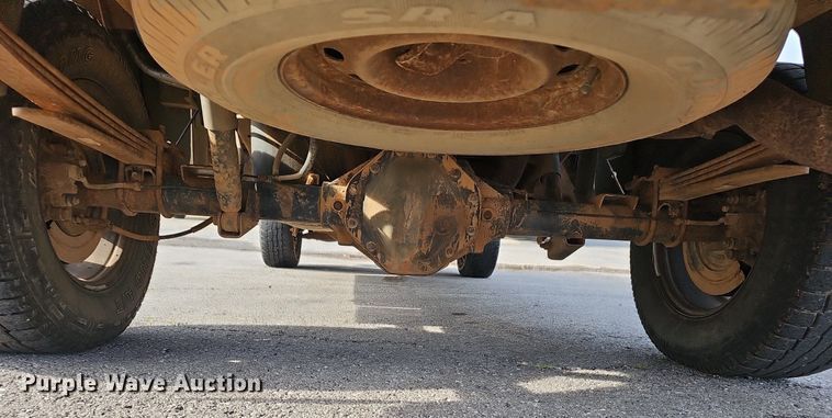 image for item EJ5553 2003 Dodge Ram 1500 Quad Cab pickup truck