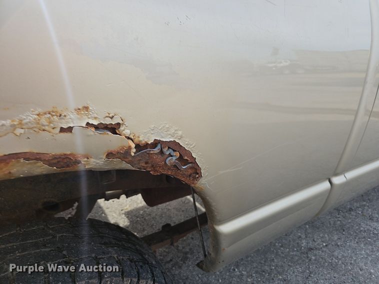 image for item EJ5553 2003 Dodge Ram 1500 Quad Cab pickup truck