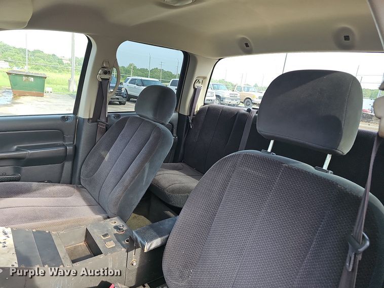 image for item EJ5553 2003 Dodge Ram 1500 Quad Cab pickup truck