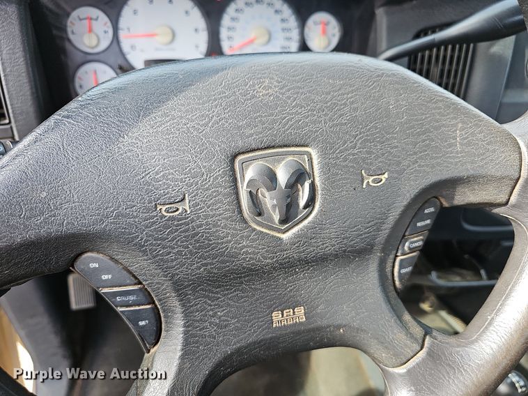 image for item EJ5553 2003 Dodge Ram 1500 Quad Cab pickup truck