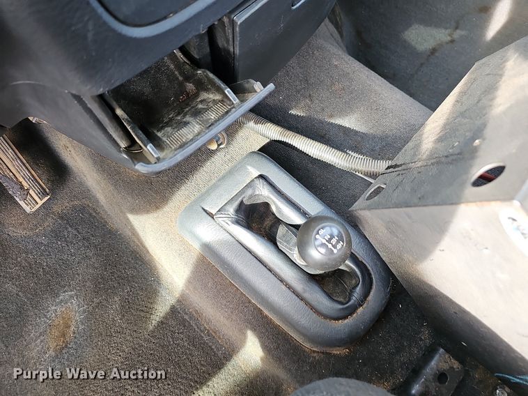 image for item EJ5553 2003 Dodge Ram 1500 Quad Cab pickup truck