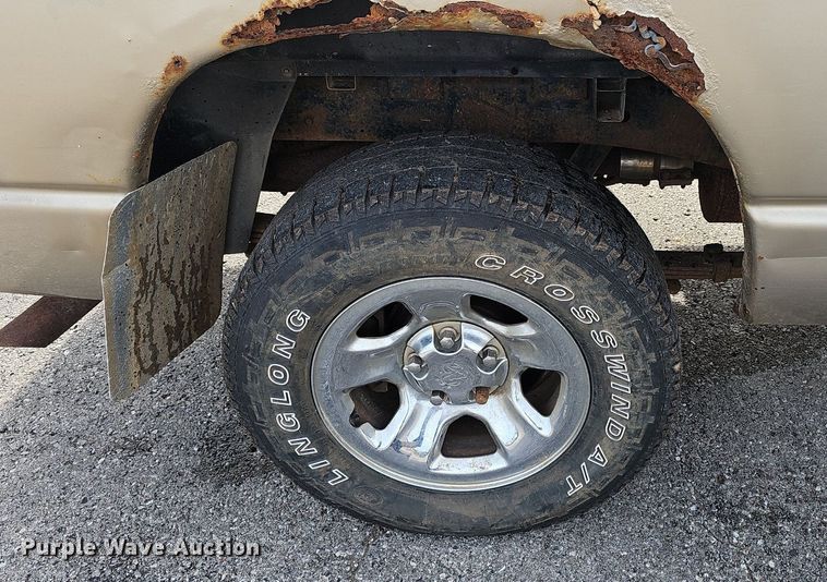 image for item EJ5553 2003 Dodge Ram 1500 Quad Cab pickup truck