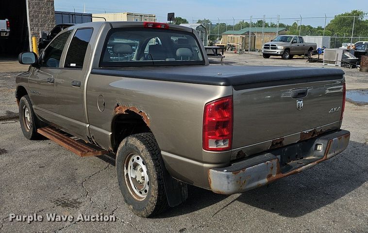 image for item EJ5554 2006 Dodge Ram 1500 Quad Cab pickup truck