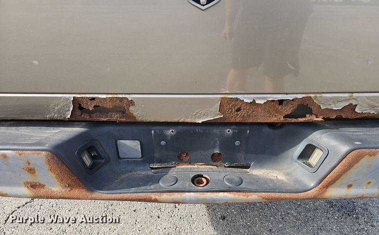 image for item EJ5554 2006 Dodge Ram 1500 Quad Cab pickup truck