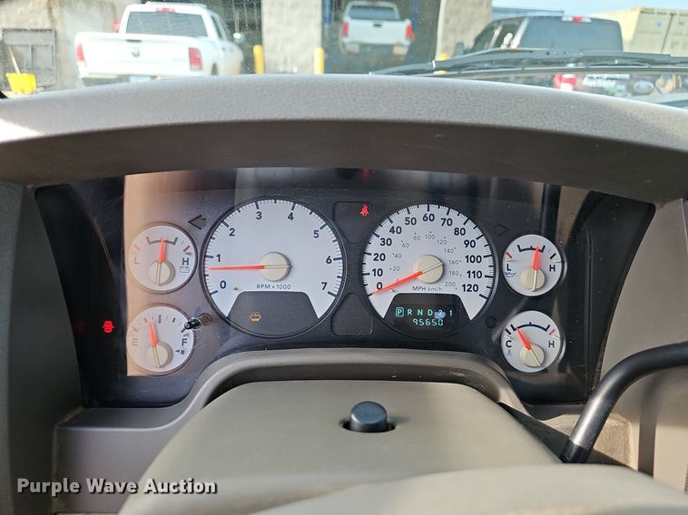 image for item EJ5554 2006 Dodge Ram 1500 Quad Cab pickup truck