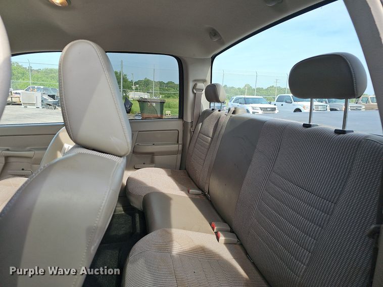 image for item EJ5554 2006 Dodge Ram 1500 Quad Cab pickup truck