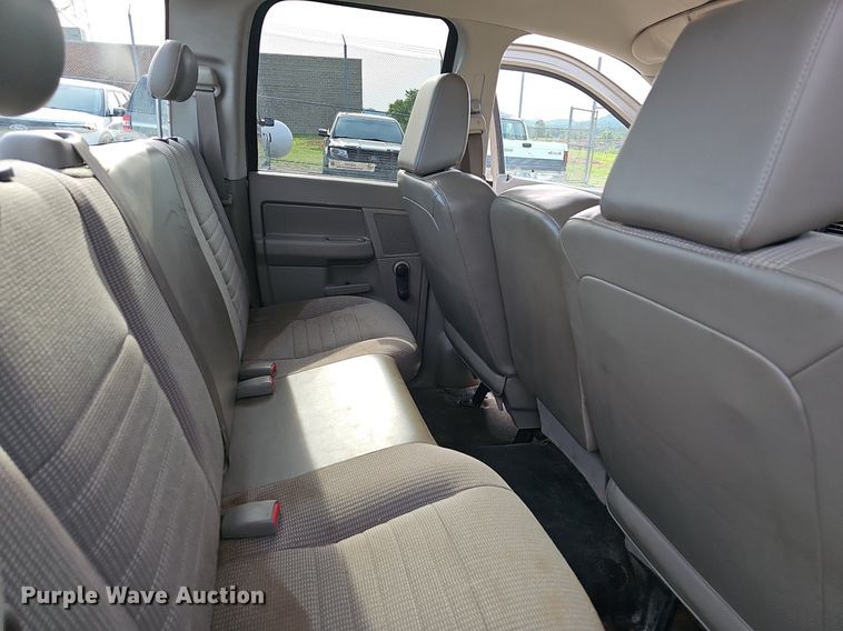 image for item EJ5554 2006 Dodge Ram 1500 Quad Cab pickup truck