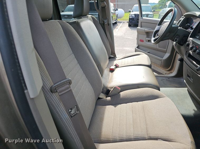 image for item EJ5554 2006 Dodge Ram 1500 Quad Cab pickup truck