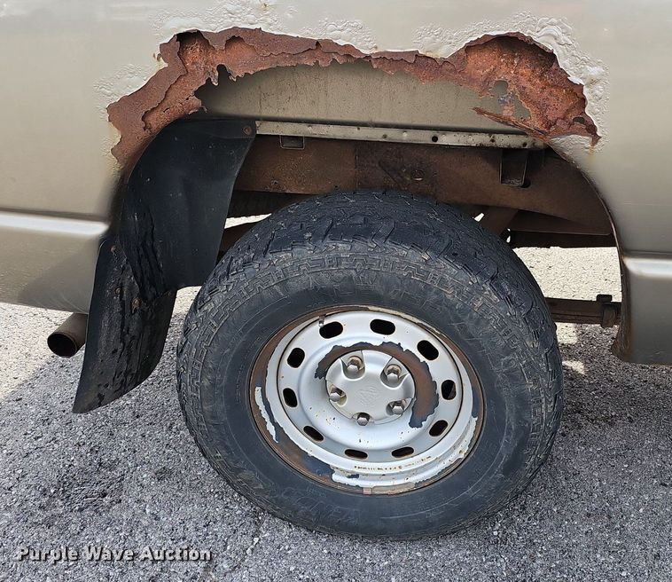 image for item EJ5554 2006 Dodge Ram 1500 Quad Cab pickup truck