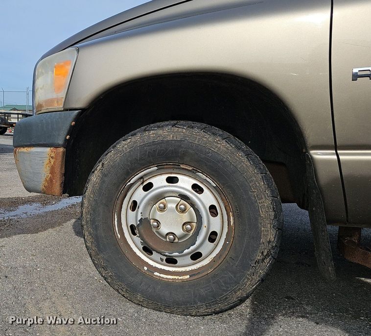 image for item EJ5554 2006 Dodge Ram 1500 Quad Cab pickup truck