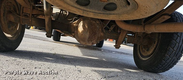 image for item EJ5555 1998 Ford  F150 pickup truck