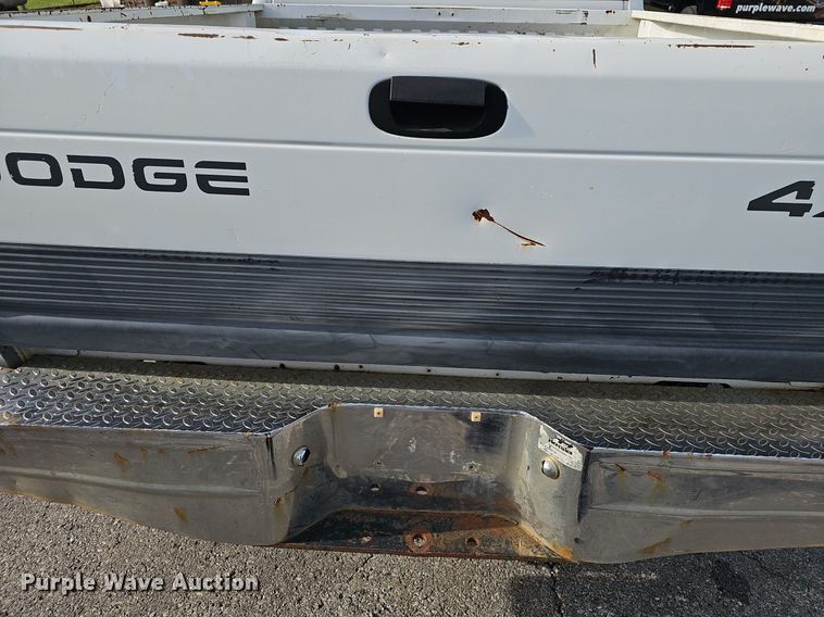 image for item EJ5556 1996 Dodge Ram 1500 Club Cab pickup truck