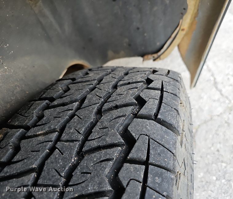 image for item EJ5556 1996 Dodge Ram 1500 Club Cab pickup truck