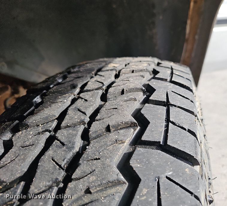 image for item EJ5556 1996 Dodge Ram 1500 Club Cab pickup truck