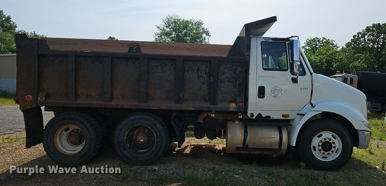 image for item EJ5557 2007 International  8600 dump truck