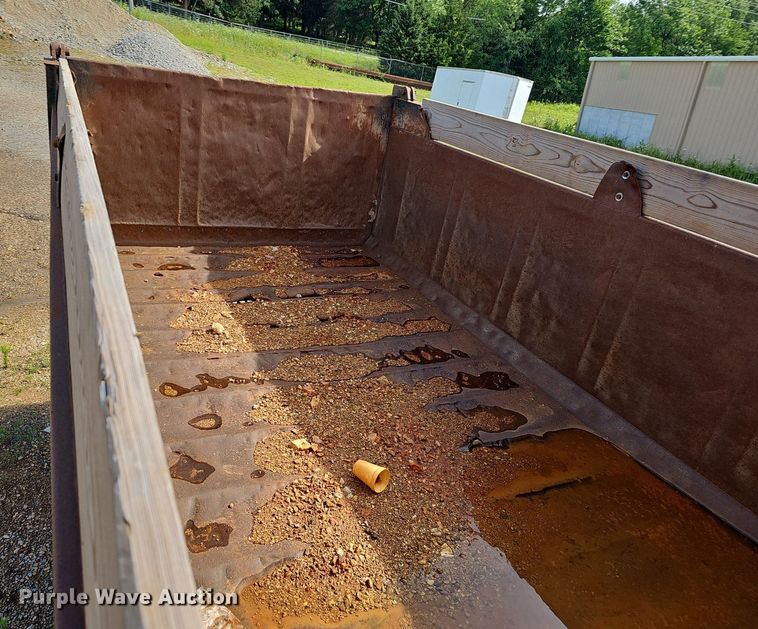 image for item EJ5557 2007 International  8600 dump truck