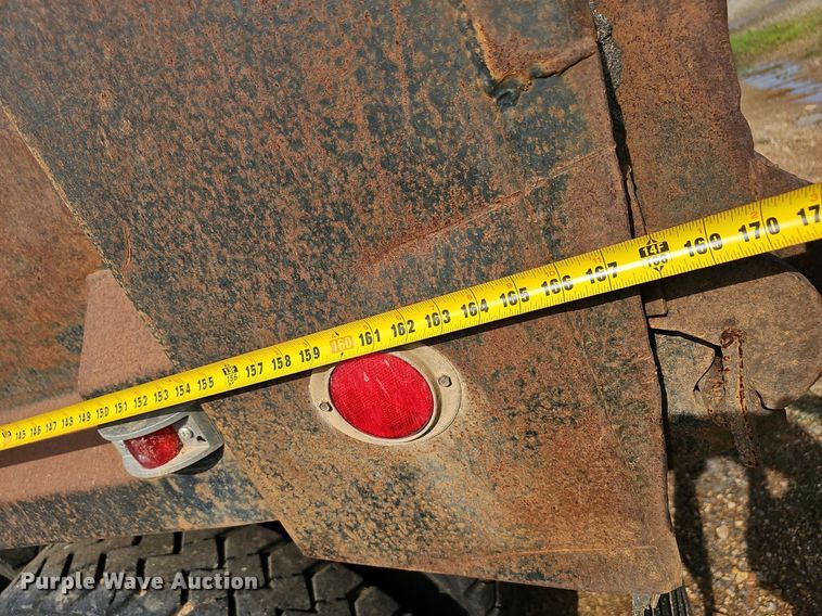 image for item EJ5557 2007 International  8600 dump truck