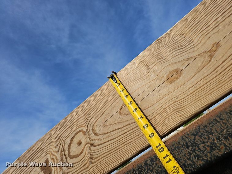 image for item EJ5557 2007 International  8600 dump truck