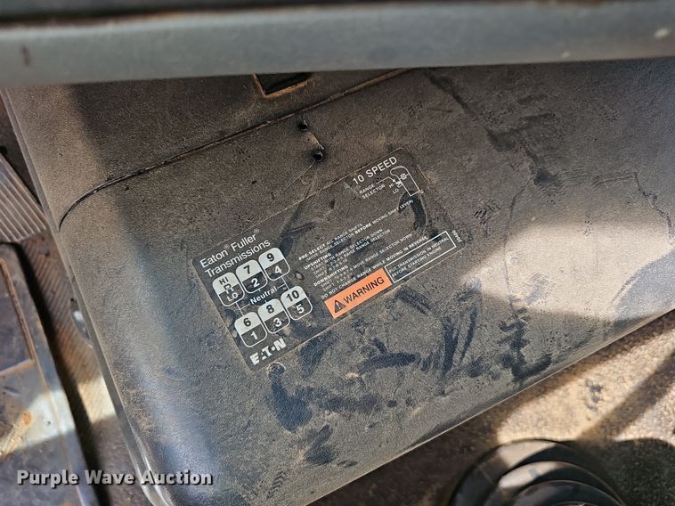 image for item EJ5557 2007 International  8600 dump truck