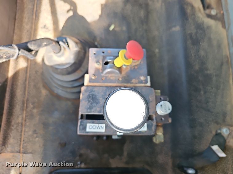 image for item EJ5557 2007 International  8600 dump truck