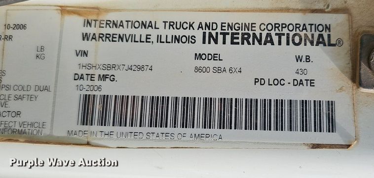 image for item EJ5557 2007 International  8600 dump truck