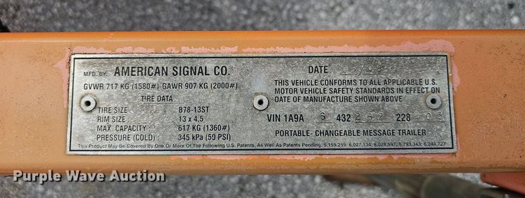 image for item EJ5587 2008 American Signal message board trailer
