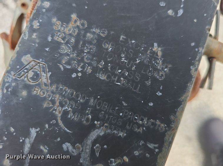 image for item EJ5587 2008 American Signal message board trailer