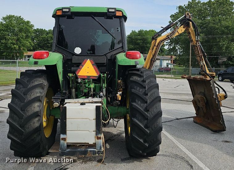 image for item EJ5588 2006 John Deere  6615 tractor