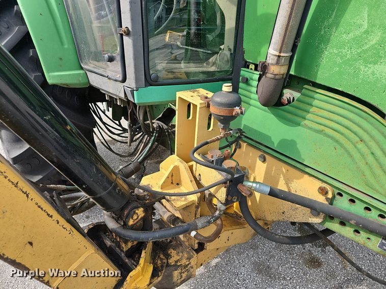 image for item EJ5588 2006 John Deere  6615 tractor