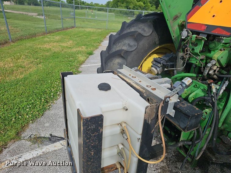 image for item EJ5588 2006 John Deere  6615 tractor