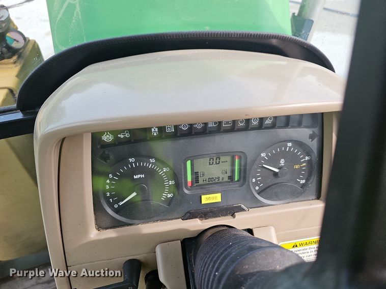 image for item EJ5588 2006 John Deere  6615 tractor