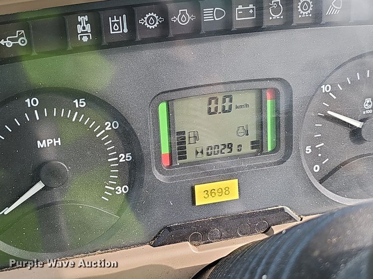 image for item EJ5588 2006 John Deere  6615 tractor