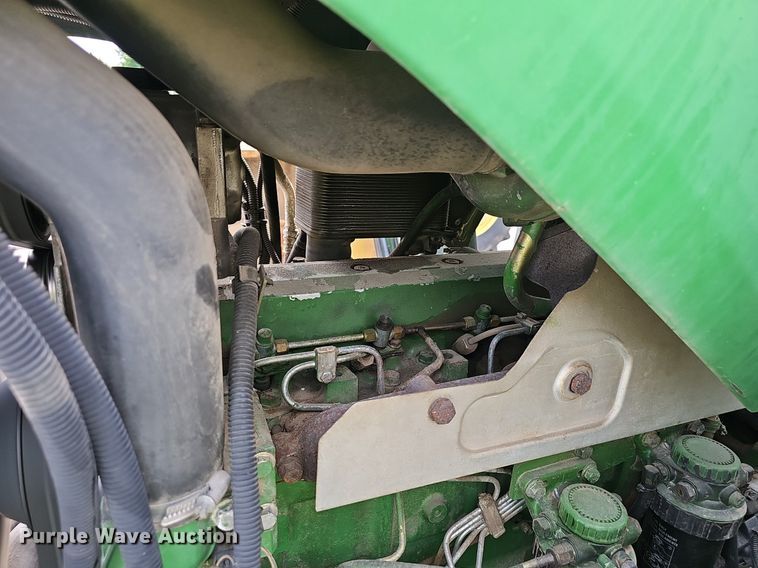 image for item EJ5588 2006 John Deere  6615 tractor
