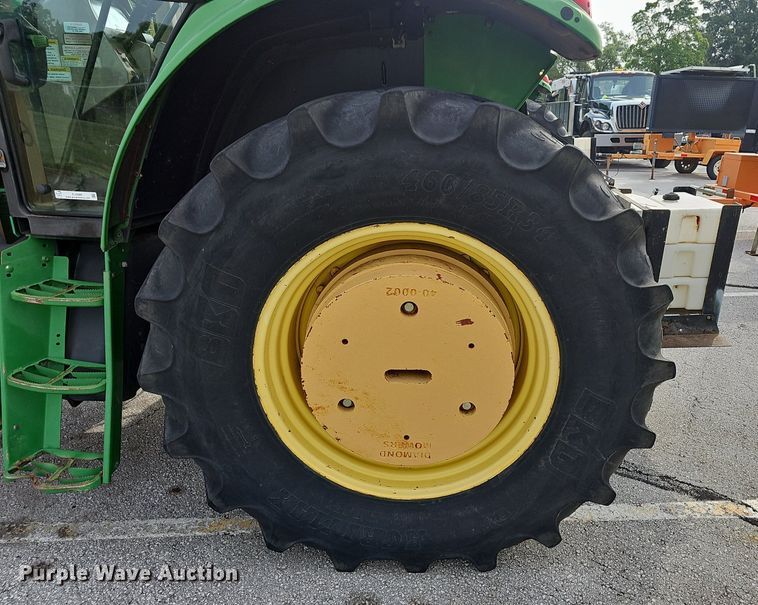 image for item EJ5588 2006 John Deere  6615 tractor