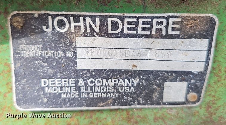 image for item EJ5588 2006 John Deere  6615 tractor