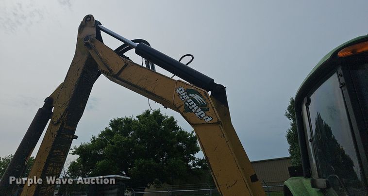 image for item EJ5589 2010 John Deere  7130 tractor