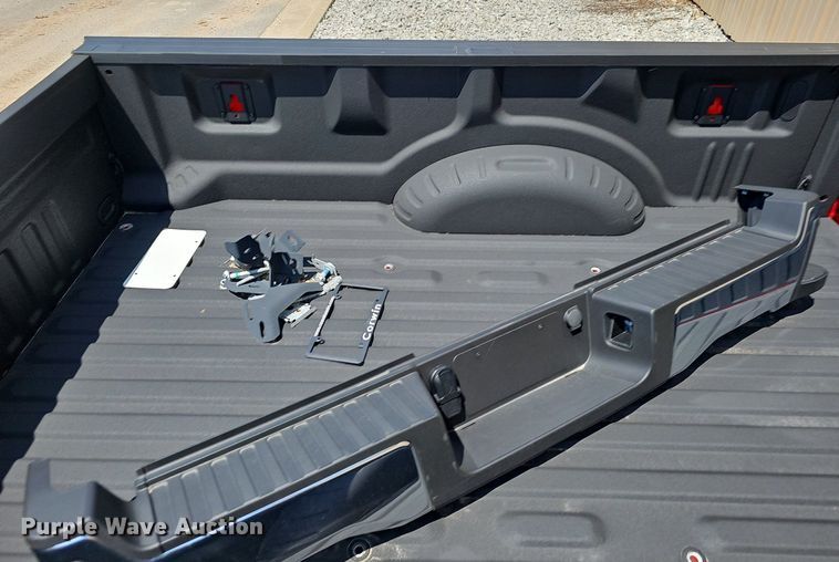 image for item EJ5592 Ford  F350 pickup bed