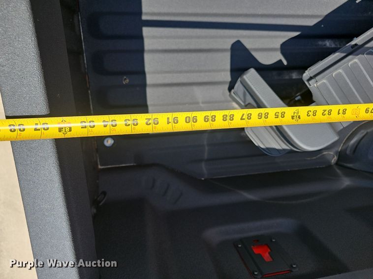 image for item EJ5592 Ford  F350 pickup bed